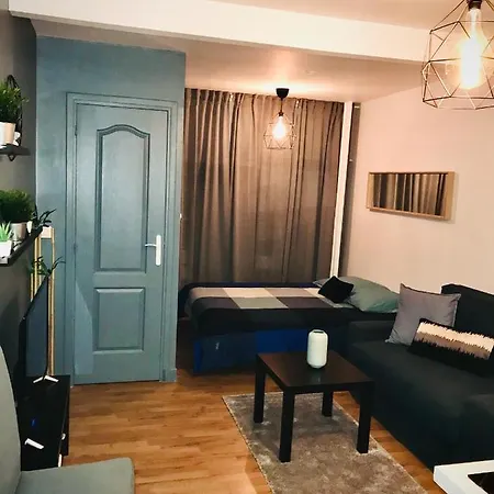 Petit Cosy
