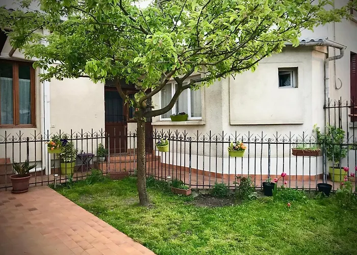 Apartment Petit Cosy *